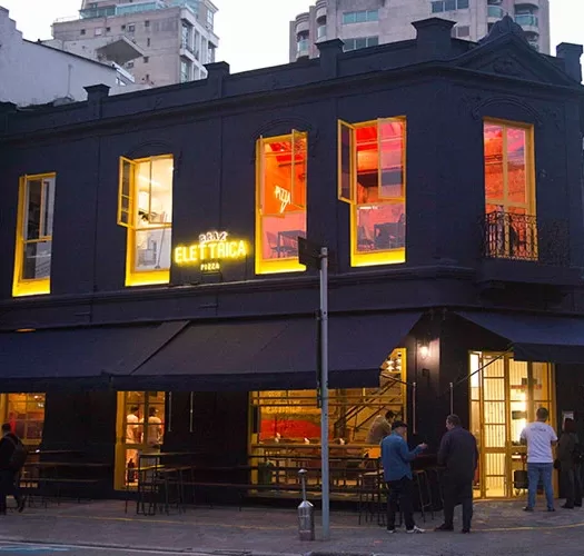 Nosso espaço de coworking está próximo à Rua dos Pinheiros