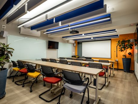 Sala de eventos formato curso 15 pessoas